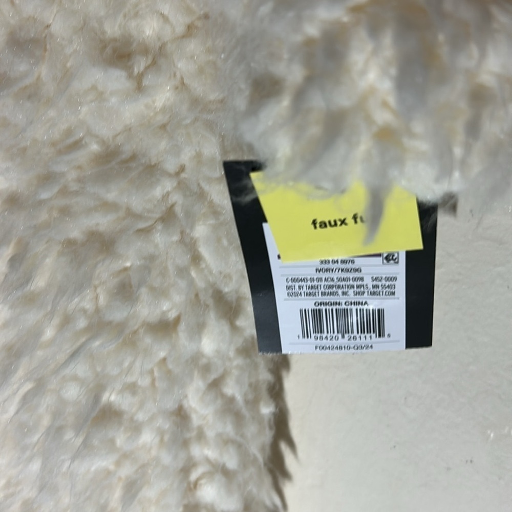 Art Class Girls' Long Cream Faux Fur Jacket Size 8 NWT - Picture 8 of 9